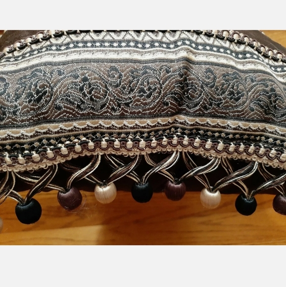 J Queen New York Paloma Boudoir Decorative pillow 21" x 15" - Picture 5 of 11